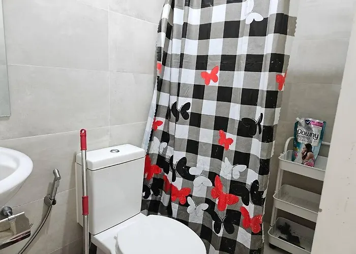 Private W/ Balcony Near Batasan, Ateneo, Up, Diliman, The Residences At Commonwealth Apartamento Manila