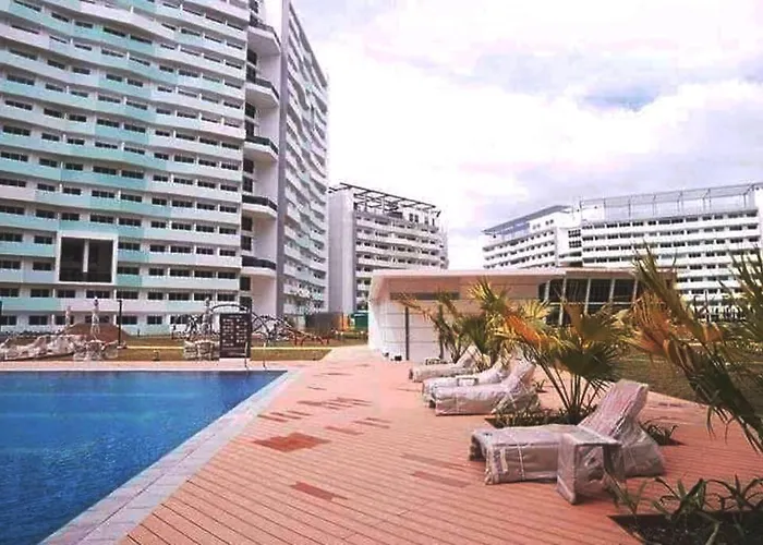 Apartamento Private W/ Balcony Near Batasan, Ateneo, Up, Diliman, The Residences At Commonwealth